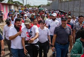 Miles de sandinistas caminan en saludo al 44/19 en Julio Victorioso