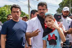 Miles de sandinistas caminan en saludo al 44/19 en Julio Victorioso