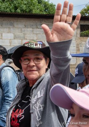 Miles de sandinistas caminan en saludo al 44/19 en Julio Victorioso