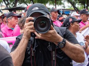 Miles de sandinistas caminan en saludo al 44/19 en Julio Victorioso