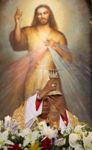 Cardenal Leopoldo Brenes destaca humildad y sencillez de los Papa Juan Pablo II y Juan XXIII