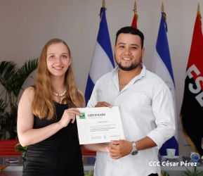  Comunicadores de Nicaragua y de RT en Español aprendiendo juntos