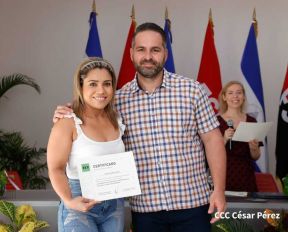  Comunicadores de Nicaragua y de RT en Español aprendiendo juntos