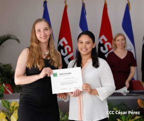  Comunicadores de Nicaragua y de RT en Español aprendiendo juntos