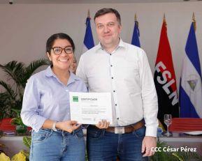  Comunicadores de Nicaragua y de RT en Español aprendiendo juntos