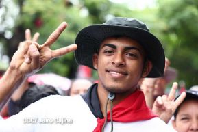 Multitudinaria caminata en saludo al 44/19 y homenaje a la gesta heroica de Julio Buitrago