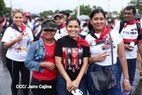 Multitudinaria caminata en saludo al 44/19 y homenaje a la gesta heroica de Julio Buitrago