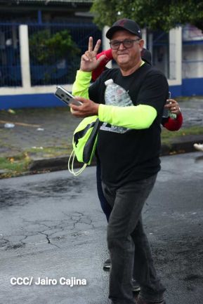 Multitudinaria caminata en saludo al 44/19 y homenaje a la gesta heroica de Julio Buitrago