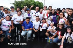 Multitudinaria caminata en saludo al 44/19 y homenaje a la gesta heroica de Julio Buitrago