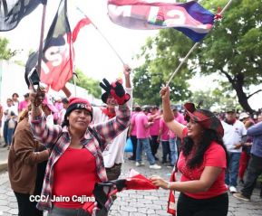Multitudinaria caminata en saludo al 44/19 y homenaje a la gesta heroica de Julio Buitrago