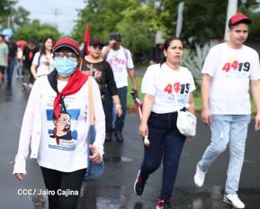 Multitudinaria caminata en saludo al 44/19 y homenaje a la gesta heroica de Julio Buitrago