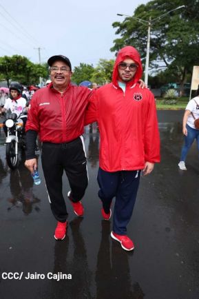 Multitudinaria caminata en saludo al 44/19 y homenaje a la gesta heroica de Julio Buitrago