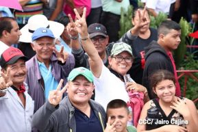Familias sandinistas celebran con caminata el Día de la Alegría en Nicaragua
