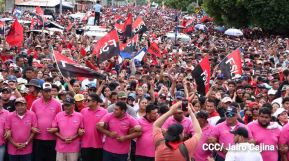 Familias sandinistas celebran con caminata el Día de la Alegría en Nicaragua