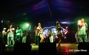 Concierto y fiesta popular por el Día de la Alegría, Avenida de Bolívar a Chávez