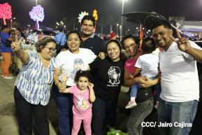 Así celebran las familias nicaragüenses la vigilia para recibir el 44/19 del triunfo de la Revolución Sandinista 