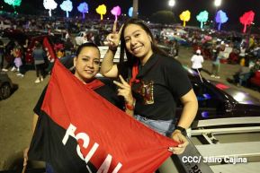 Así celebran las familias nicaragüenses la vigilia para recibir el 44/19 del triunfo de la Revolución Sandinista 