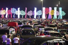 Así celebran las familias nicaragüenses la vigilia para recibir el 44/19 del triunfo de la Revolución Sandinista 