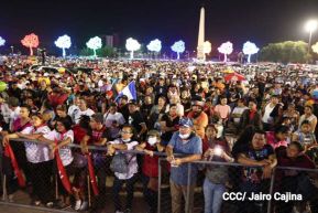 Así celebran las familias nicaragüenses la vigilia para recibir el 44/19 del triunfo de la Revolución Sandinista 