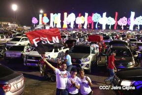 Así celebran las familias nicaragüenses la vigilia para recibir el 44/19 del triunfo de la Revolución Sandinista 