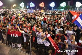 Así celebran las familias nicaragüenses la vigilia para recibir el 44/19 del triunfo de la Revolución Sandinista 