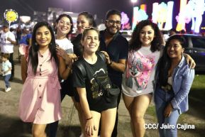 Así celebran las familias nicaragüenses la vigilia para recibir el 44/19 del triunfo de la Revolución Sandinista 