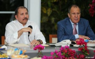 Presidente Daniel y Compañera Rosario se reúnen con Canciller Sergei Lavrov de la Federación Rusa 