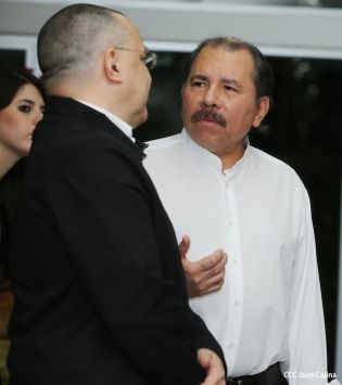 Presidente Daniel y Compañera Rosario se reúnen con Canciller Sergei Lavrov de la Federación Rusa 