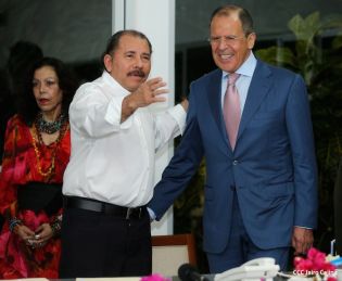 Presidente Daniel y Compañera Rosario se reúnen con Canciller Sergei Lavrov de la Federación Rusa 