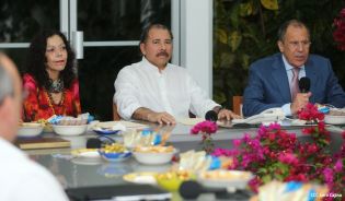 Presidente Daniel y Compañera Rosario se reúnen con Canciller Sergei Lavrov de la Federación Rusa 