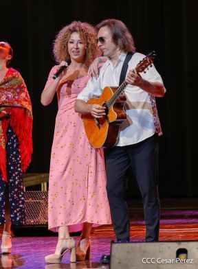 Presentación del Coro Turetsky en el Teatro Nacional Rubén Darío, Nicaragua