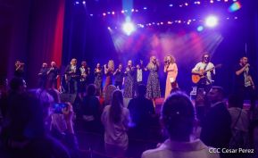 Presentación del Coro Turetsky en el Teatro Nacional Rubén Darío, Nicaragua