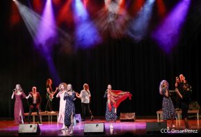 Presentación del Coro Turetsky en el Teatro Nacional Rubén Darío, Nicaragua