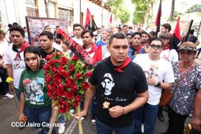 Conmemoración a los héroes y mártires del 23 de julio de 1959 en León