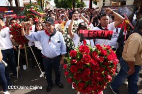 Conmemoración a los héroes y mártires del 23 de julio de 1959 en León