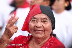 Conmemoración a los héroes y mártires del 23 de julio de 1959 en León