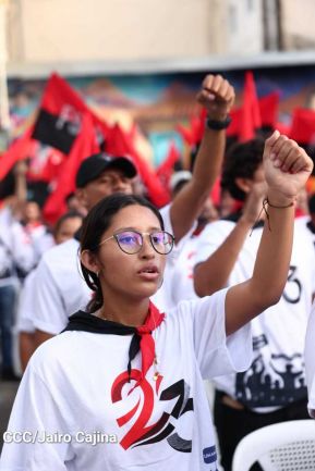 Conmemoración a los héroes y mártires del 23 de julio de 1959 en León