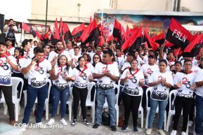Conmemoración a los héroes y mártires del 23 de julio de 1959 en León