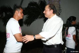 Daniel y Rosario conmemoran a Tomás y el Día Internacional de los Trabajadores