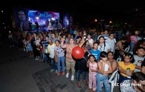 Celebración de la VIII edición del Festival Azul Darío en León