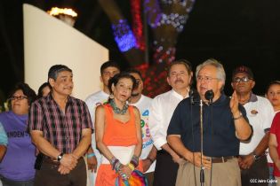 Daniel y Rosario conmemoran a Tomás y el Día Internacional de los Trabajadores