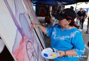 Celebración de la VIII edición del Festival Azul Darío en León
