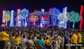 Noche de gloria en honor al Espíritu Santo