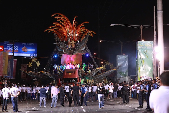 Carnaval Alegría por la Vida 2013