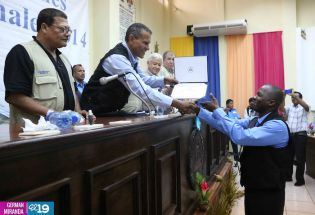 Juramentan a miembros de los Consejos Regionales de la Costa Caribe