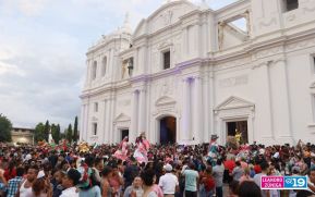 ¿Quién Causa Tanta Alegría? ¡La Asunción de María!
