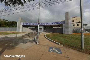 Ceremonia de instalación de la Universidad Nacional Casimiro Sotelo Montenegro