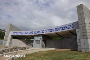 Ceremonia de instalación de la Universidad Nacional Casimiro Sotelo Montenegro