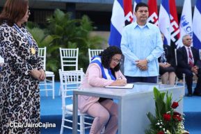 Ceremonia de instalación de la Universidad Nacional Casimiro Sotelo Montenegro