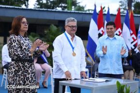 Ceremonia de instalación de la Universidad Nacional Casimiro Sotelo Montenegro